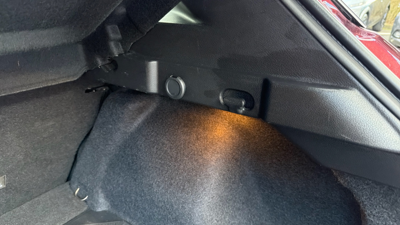 Nissan Qashqai 1.3 DiG-T MH Tekna 5dr Petrol Hatchback